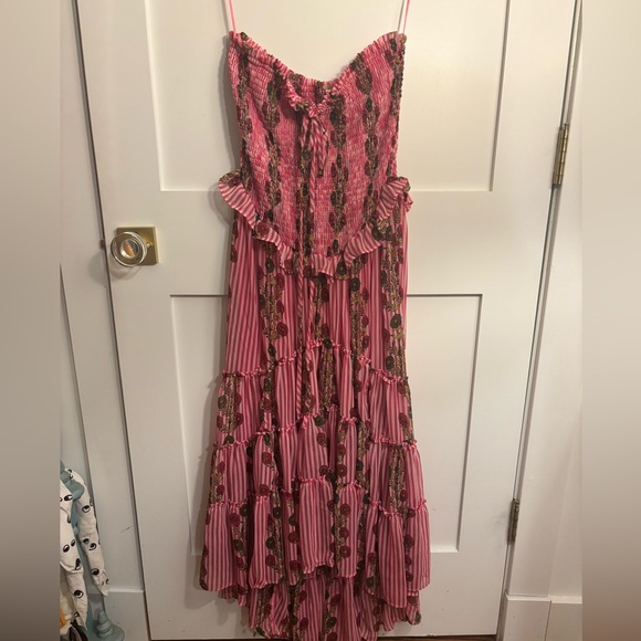 Free People Dresses & Skirts - Free People Smocked strapless dress